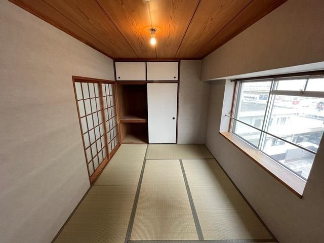 リヴィエール下到津の和室