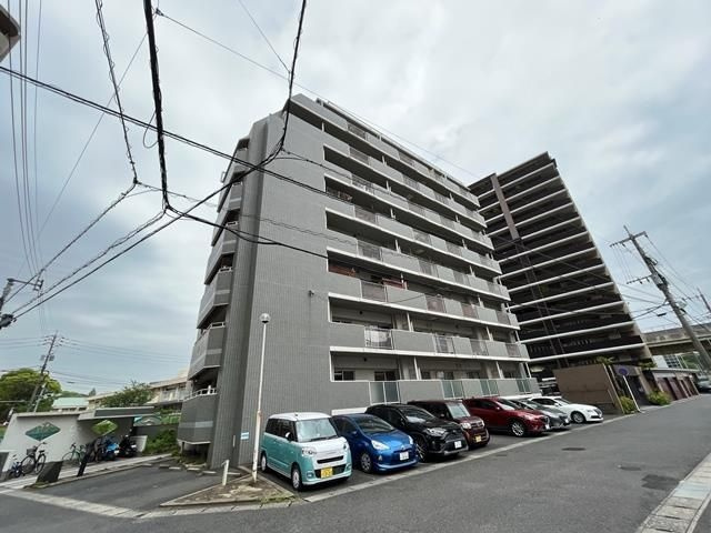 リヴィエール下到津の外観