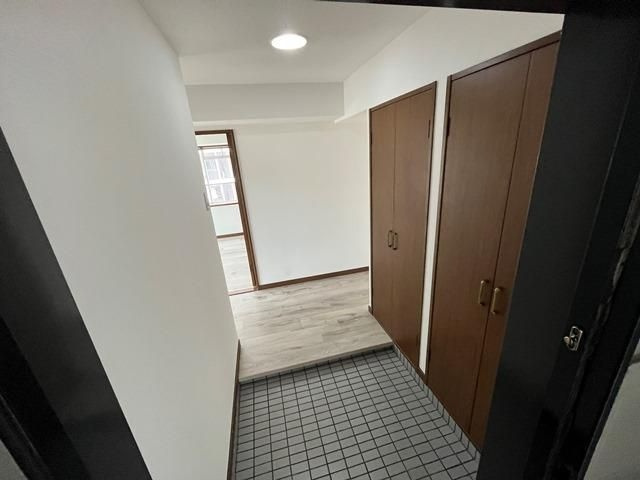 リヴィエール下到津の玄関
