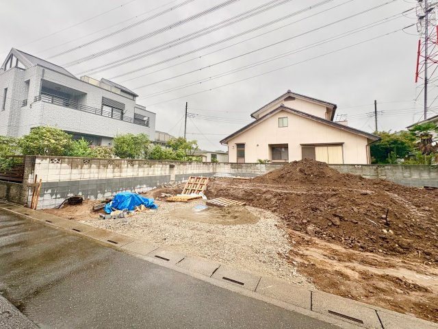 《仲介手数料半額》上尾市上34期　全2棟の前面道路含む現地写真