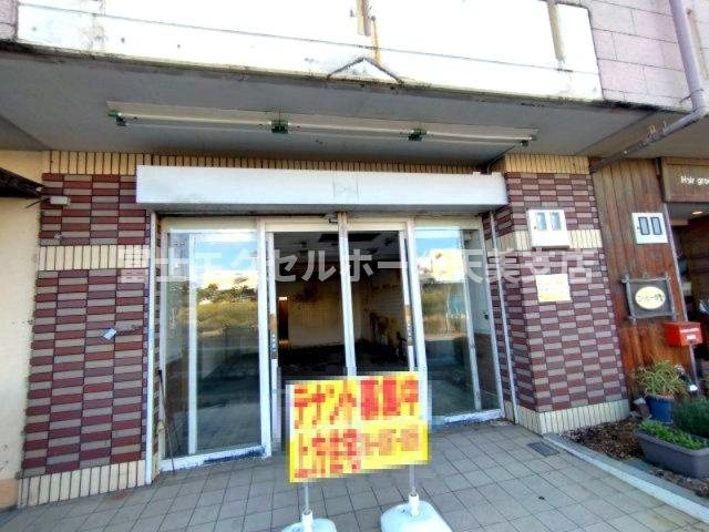 サンシャイン深井の外観