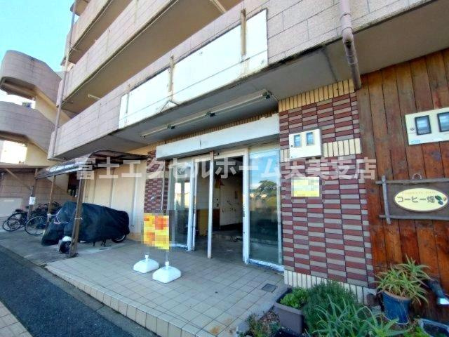 サンシャイン深井の外観