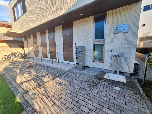 ライズメゾン　大宮のロビー