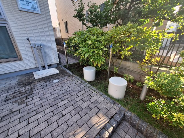 ライズメゾン　大宮の庭
