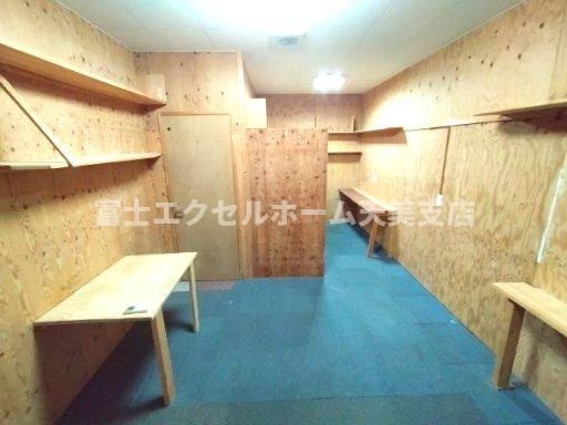 深井沢町倉庫（店舗付・事務所付）の内装