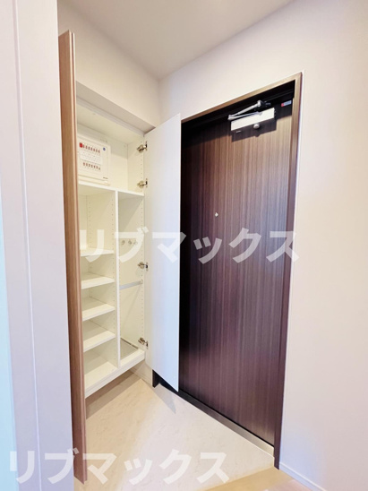 【玄関】ルフォンリヴェント西巣鴨 