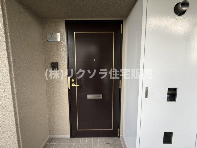 オークヒルズ香里五番館の玄関|■物件内覧・資金計画相談・住宅ローン相談、リフォーム相談、お問合せ受付中■
※当日・翌日のご内覧、ご相談はお電話でのお問合せがスムーズです！