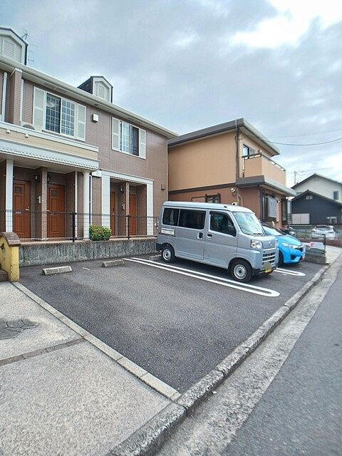 セレノ東雲の駐車場