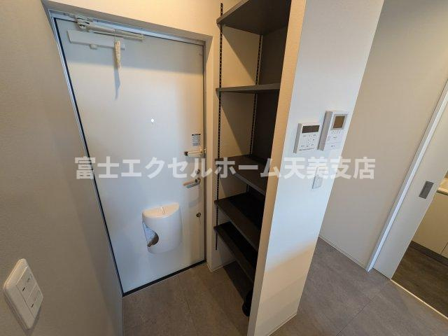 ステイザパークフロント津久野の玄関