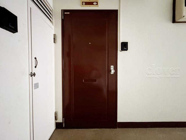 【設備】 | モナーク大井 | バリアフリーの強い味方、エレベーターが設置されています。メンテナンスに手間と費用がかかる設備ですが、あるとないとでは大違い。～即日のご見学可能～　お問合せはお気軽にどうぞ。
