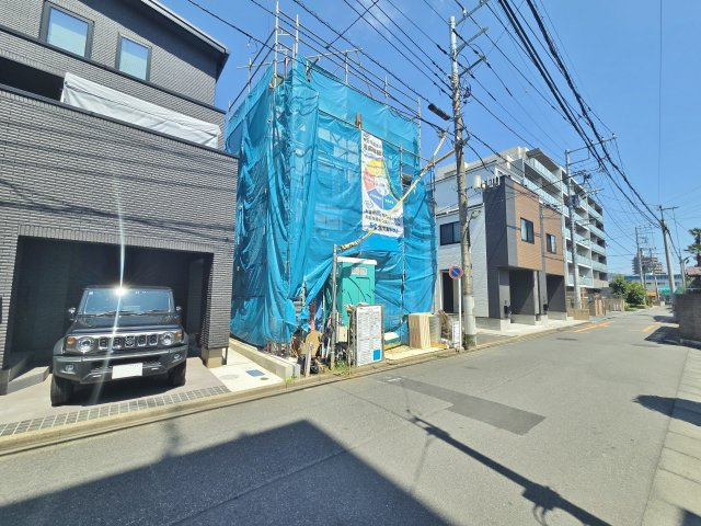 朝霞市本町1丁目 限定1棟の前面道路含む現地写真|南側約5.0ｍ公道に面し陽当り良好♪♪
広々とした前面道路でお車の出し入れも安心です
綺麗なお家が立ち並ぶ良好な住環境