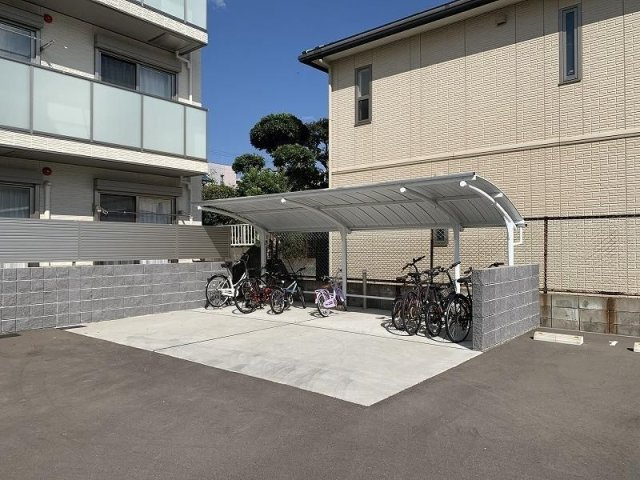 Grand Solidのその他