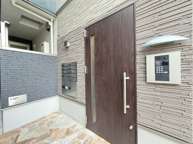 フジパレス杉本町駅西Ⅴ番館のエントランス