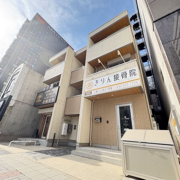 エスポワール名駅の外観