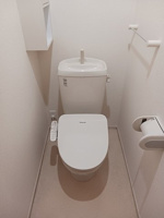 ゆったりとした空間のトイレです