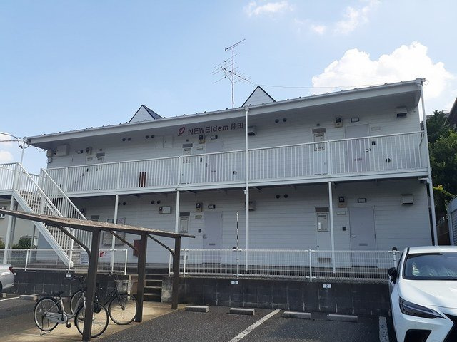 落ち着いた雰囲気の外観です