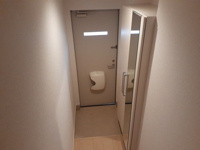 収納もある玄関です