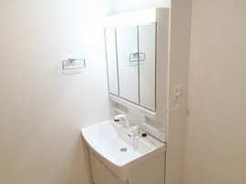 忙しい朝には欠かせない洗面所です