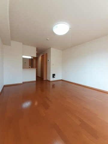明るい色調の室内です