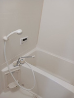 コンパクトで使いやすいお風呂です