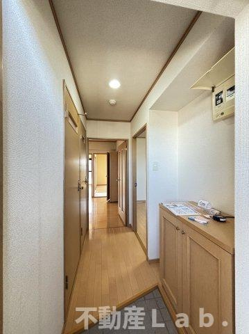 ユーミーマンション八幡町の玄関