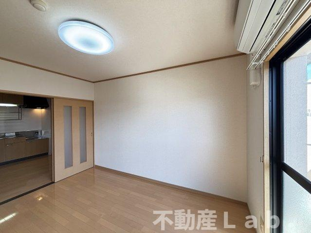 ユーミーマンション八幡町の居間・リビング