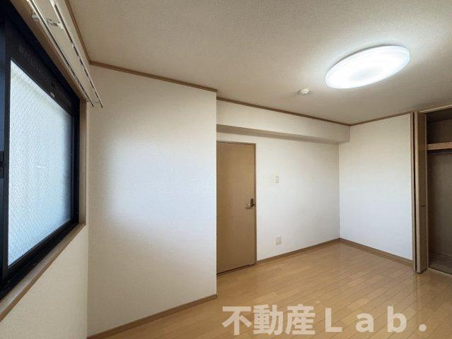 ユーミーマンション八幡町の洋室