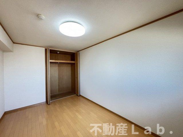 ユーミーマンション八幡町の洋室