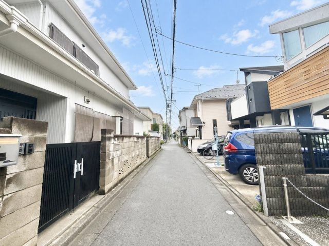 杉並区松庵1丁目　新築戸建の前面道路含む現地写真|2026.09.12撮影

現地ご見学希望・資料請求などお気軽にお問い合わせ下さい！
03-5990-5201