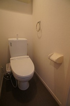 ゆったりとした空間のトイレです