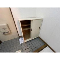 内装は落ち着いています