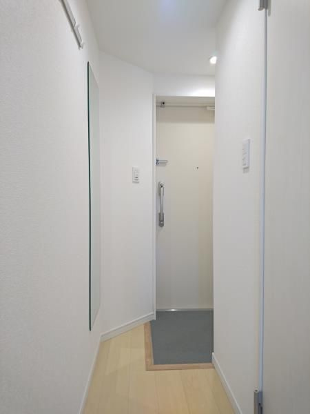 ＥＶＥＲＴＯＷ　Ｌｉｂｅｒｏ　ＫＡＭＩＩＫＥＤＡＩの玄関