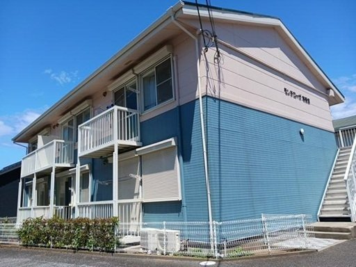 落ち着いた雰囲気の外観です