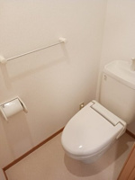 清潔感のあるトイレです
