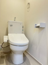 シンプルで使いやすいトイレです