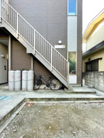 清潔なエントランスです