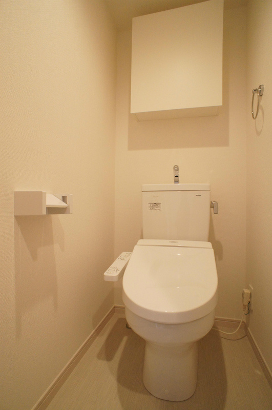 コンパクトで使いやすいトイレです