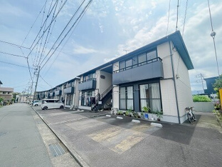 落ち着いた雰囲気の外観です