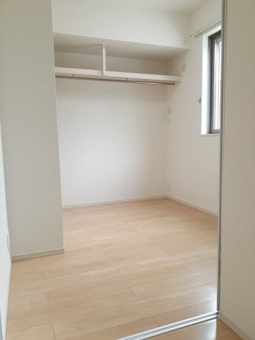 内装は落ち着いています