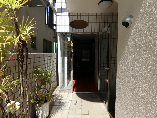 アピレ小杉のエントランス