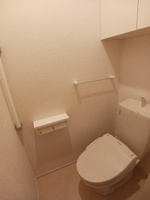 清潔感のあるトイレです
