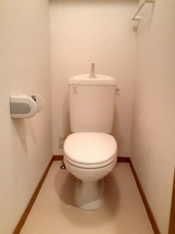 シンプルで使いやすいトイレです