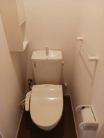 コンパクトで使いやすいトイレです