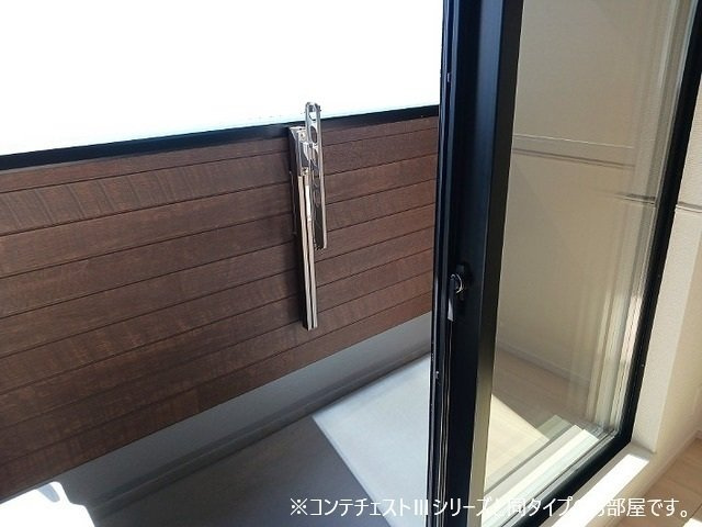 お洗濯にも便利なバルコニー付き