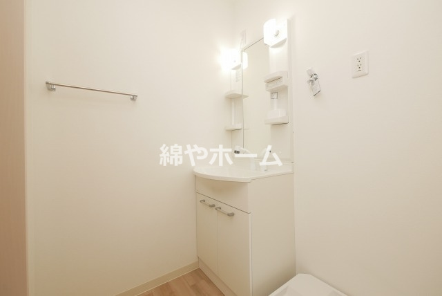 フジパレス住吉東の独立洗面台|独立洗面台です