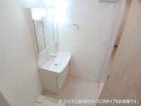 コンパクトで使いやすい洗面所