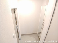 明るい玄関です