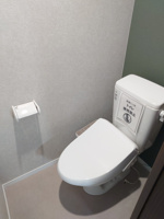コンパクトで使いやすいトイレです