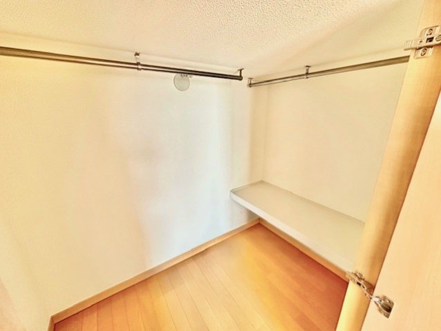 内装は落ち着いています