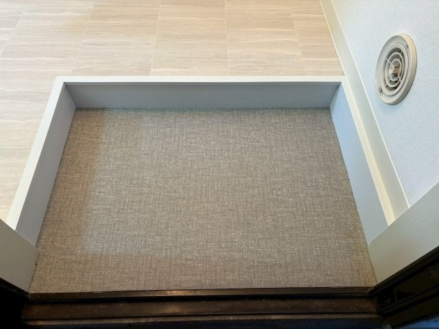 落ち着いた玄関です